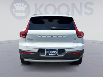 2020 Volvo XC40 Momentum