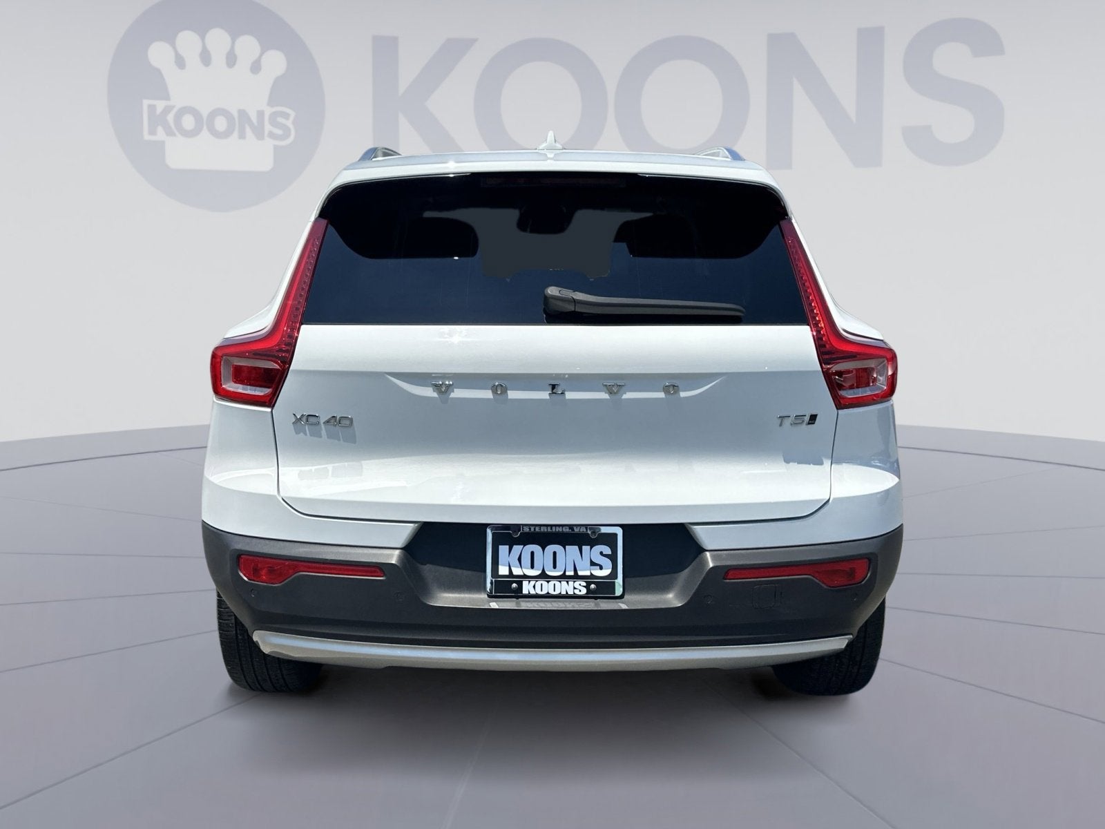 2020 Volvo XC40 Momentum