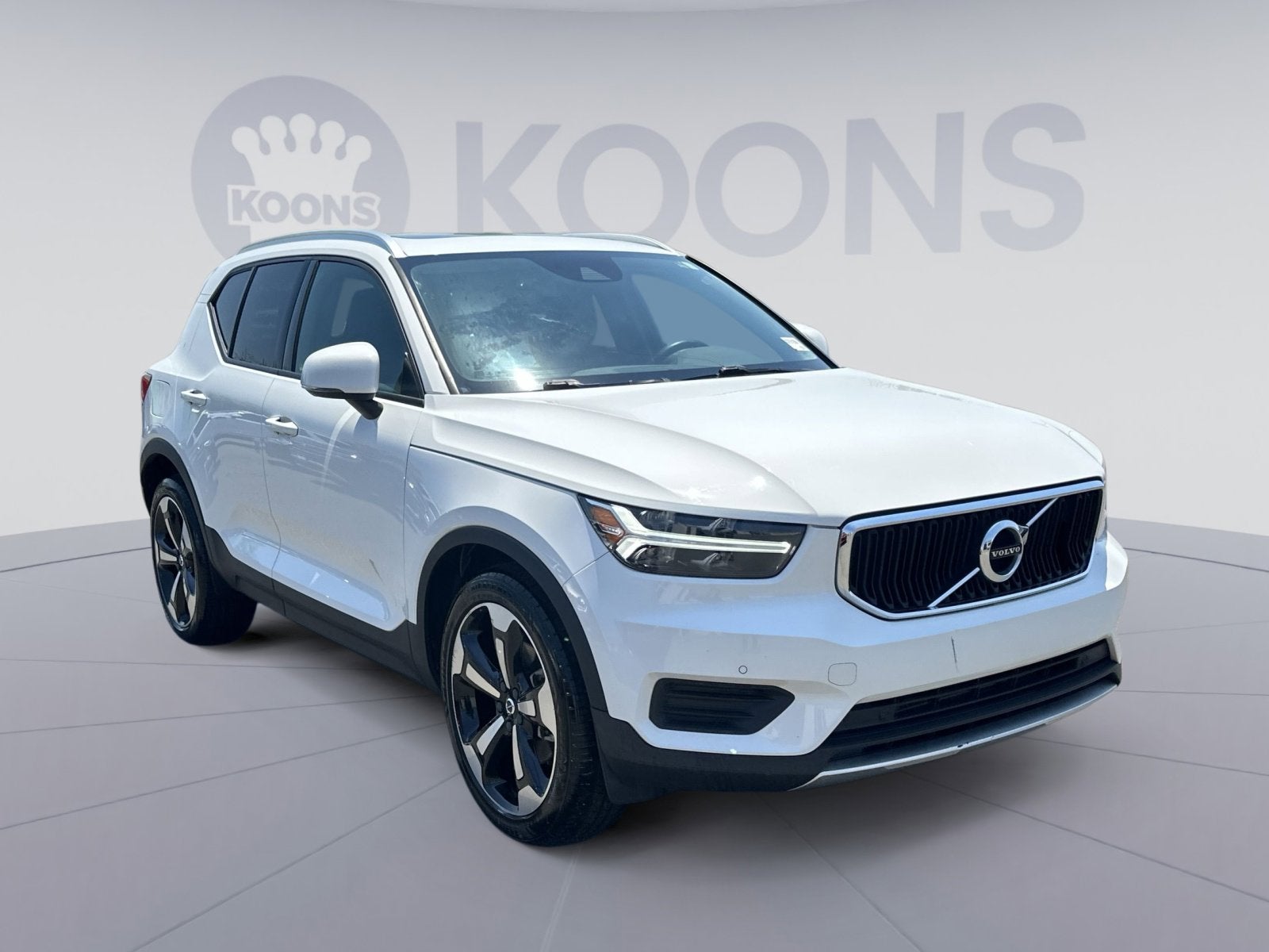 2020 Volvo XC40 Momentum