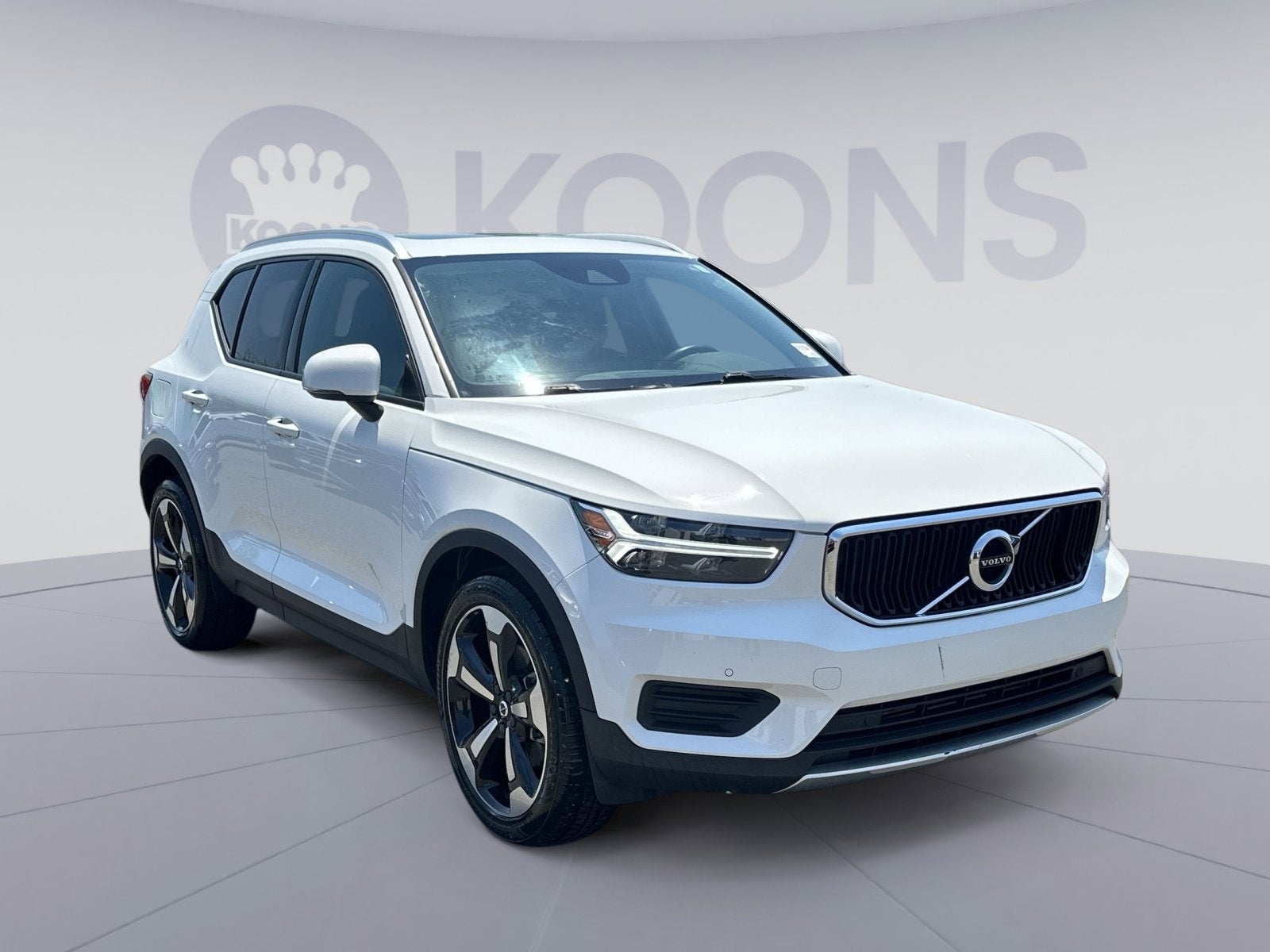 2020 Volvo XC40 Momentum