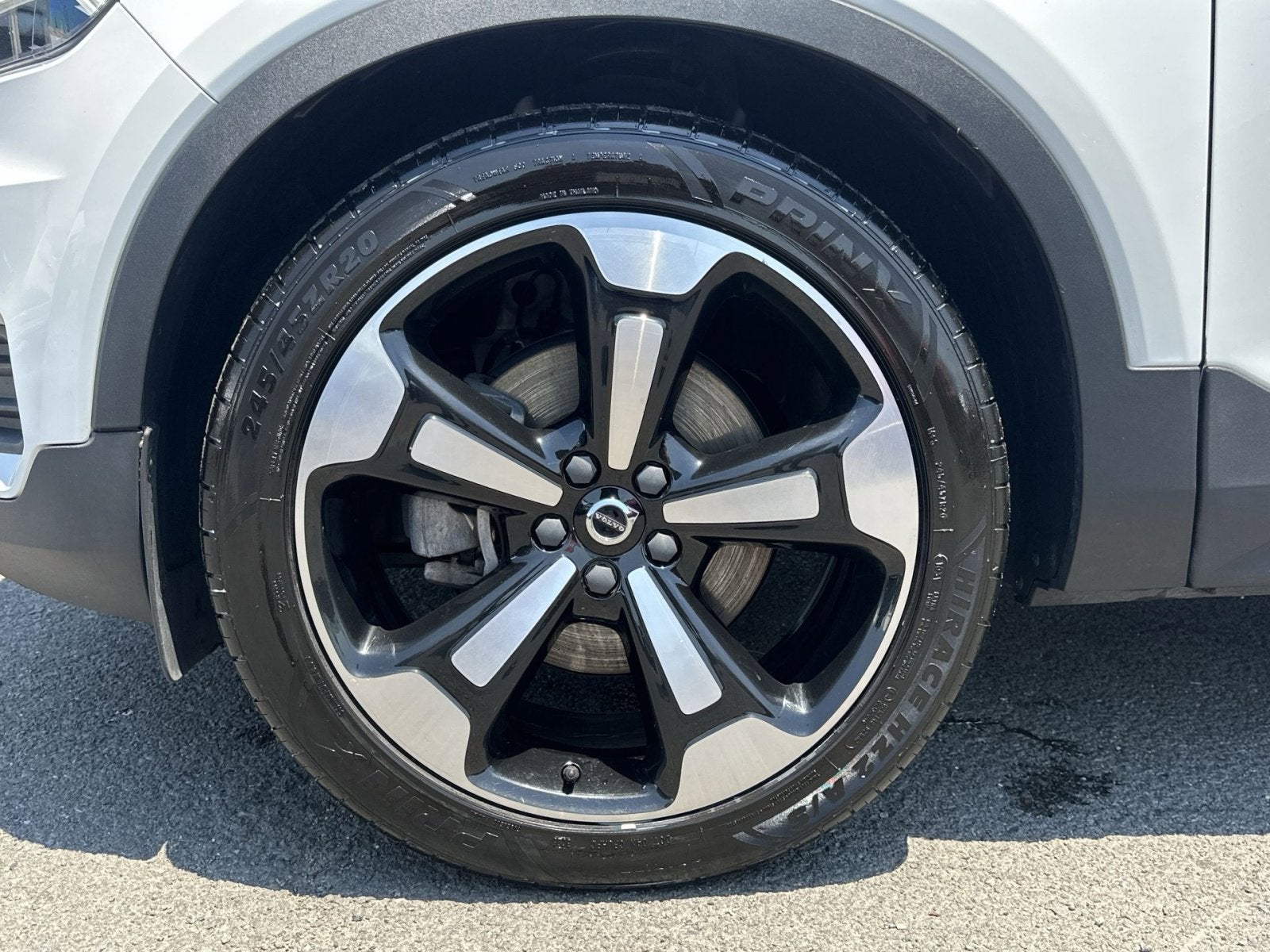 2020 Volvo XC40 Momentum
