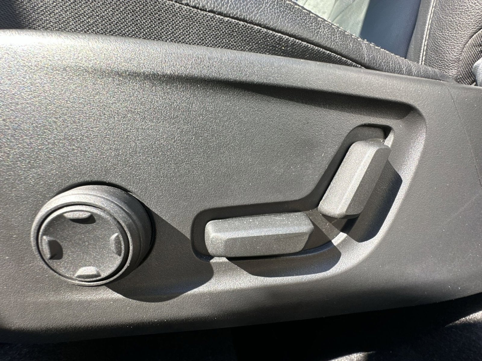 2020 Volvo XC40 Momentum