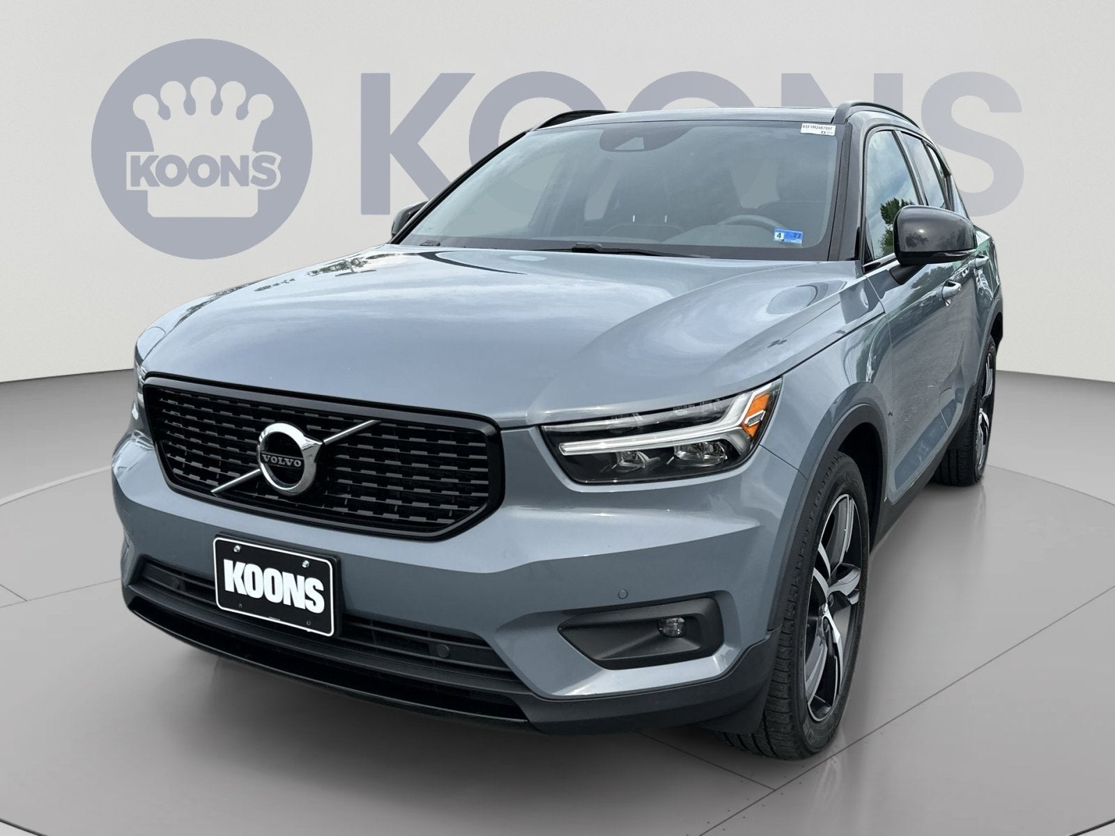 2021 Volvo XC40 R-Design