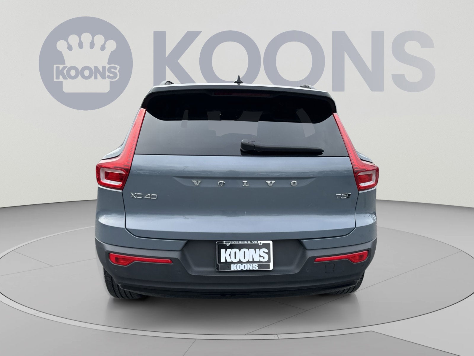 2021 Volvo XC40 R-Design