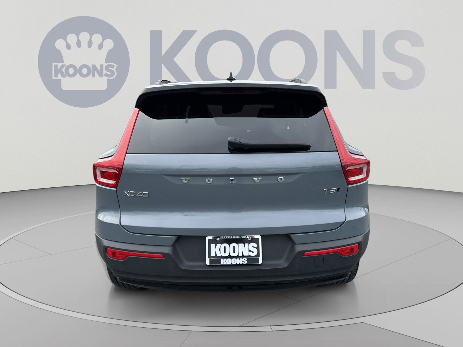 2021 Volvo XC40 R-Design