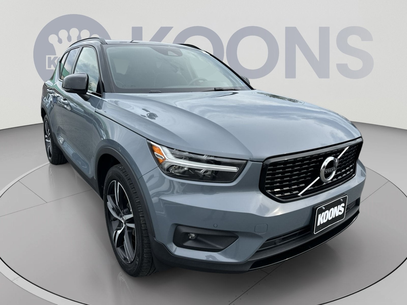 2021 Volvo XC40 R-Design