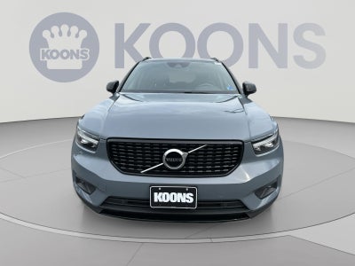 2021 Volvo XC40 R-Design
