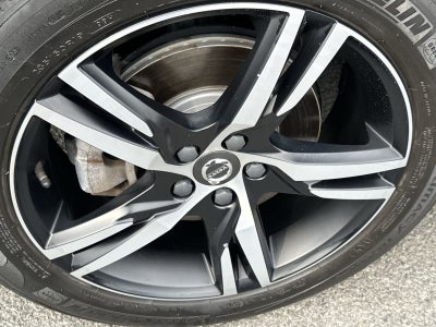 2021 Volvo XC40 R-Design