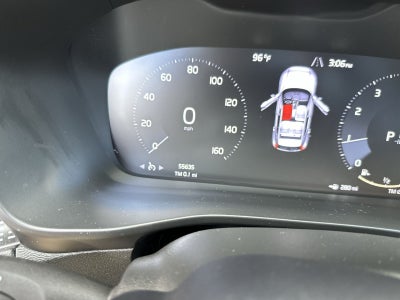 2021 Volvo XC40 R-Design