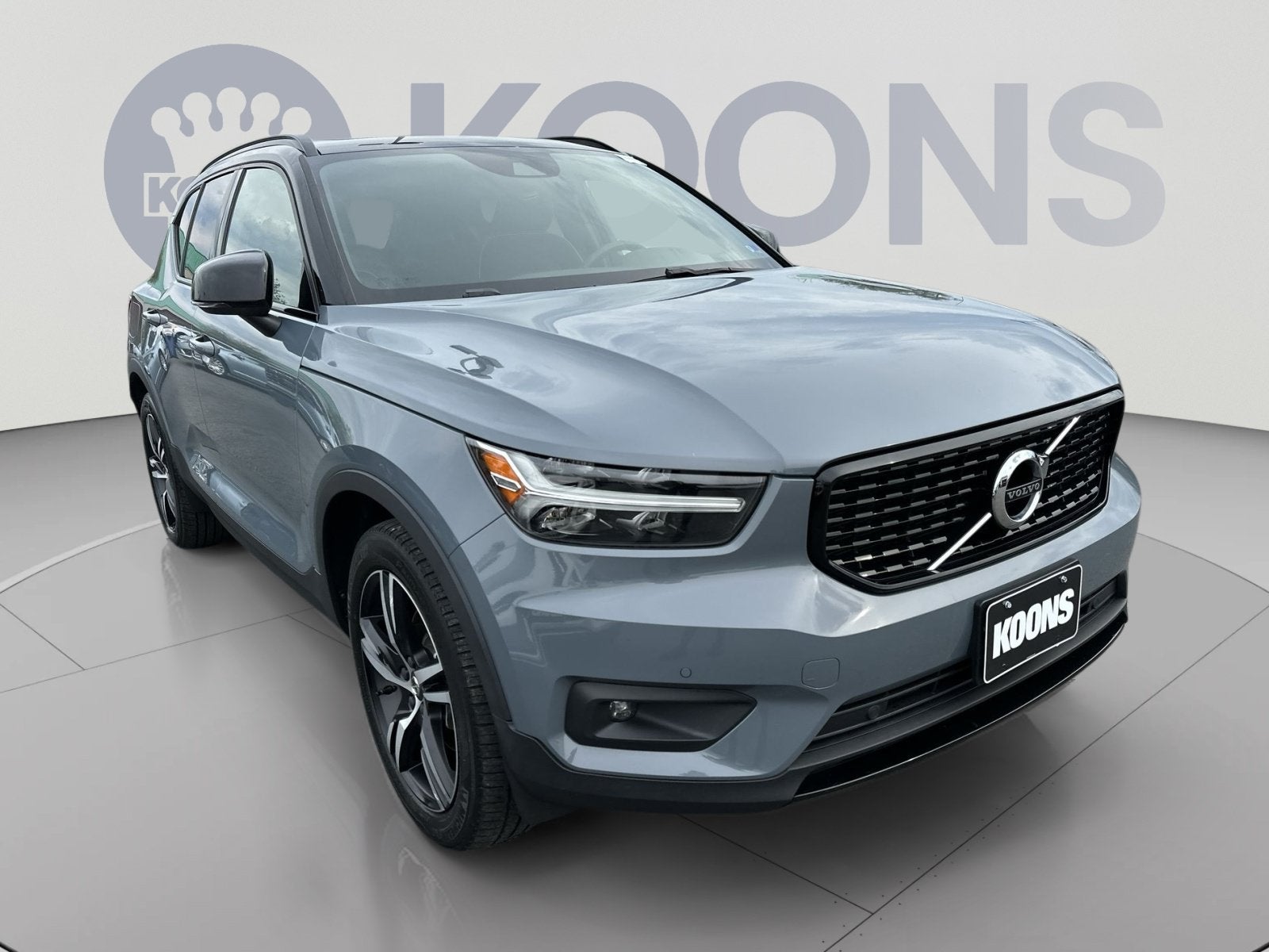 2021 Volvo XC40 R-Design