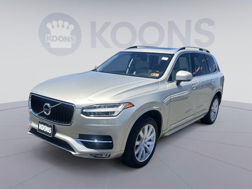 2017 Volvo XC90 T6 Momentum