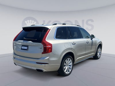 2017 Volvo XC90 T6 Momentum