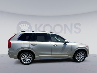 2017 Volvo XC90 T6 Momentum