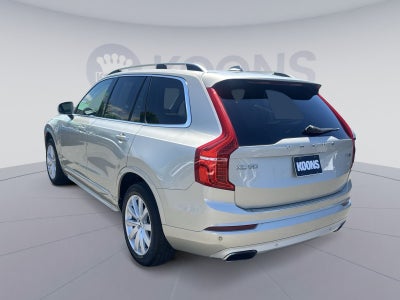 2017 Volvo XC90 T6 Momentum