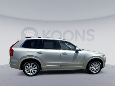 2017 Volvo XC90 T6 Momentum