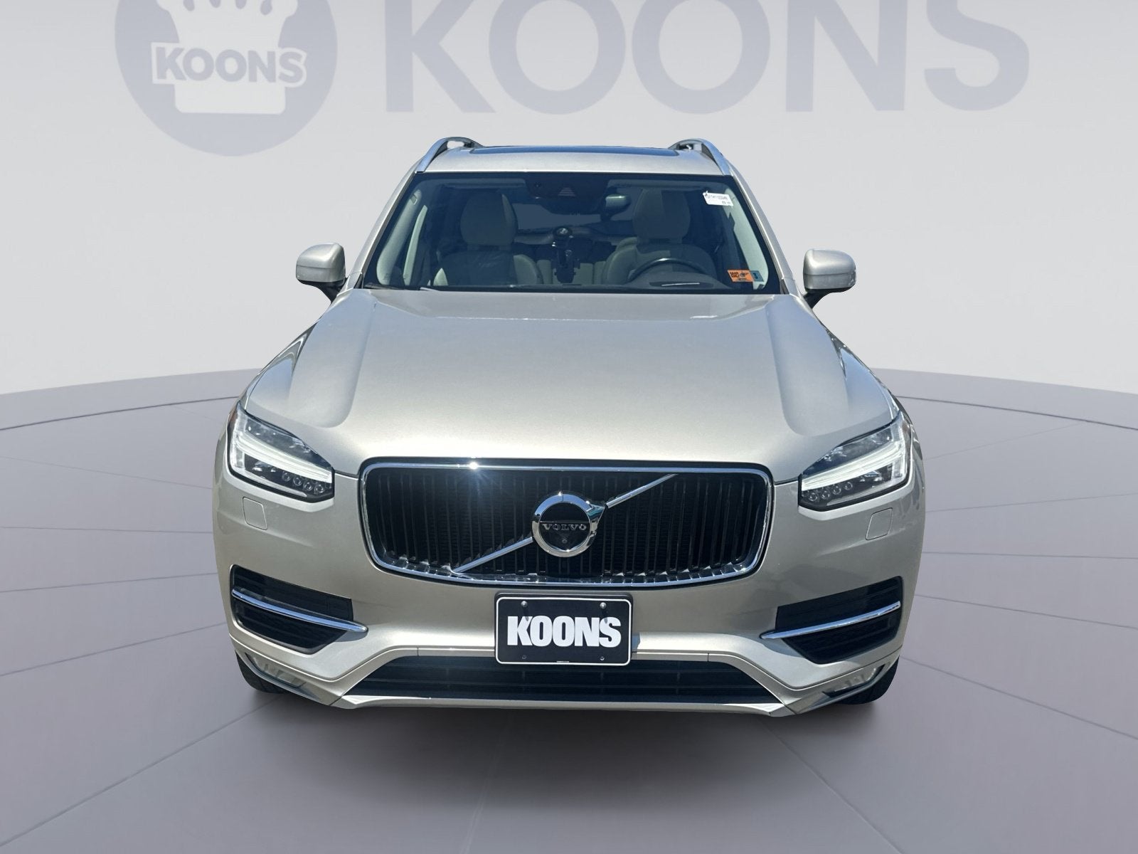 2017 Volvo XC90 T6 Momentum