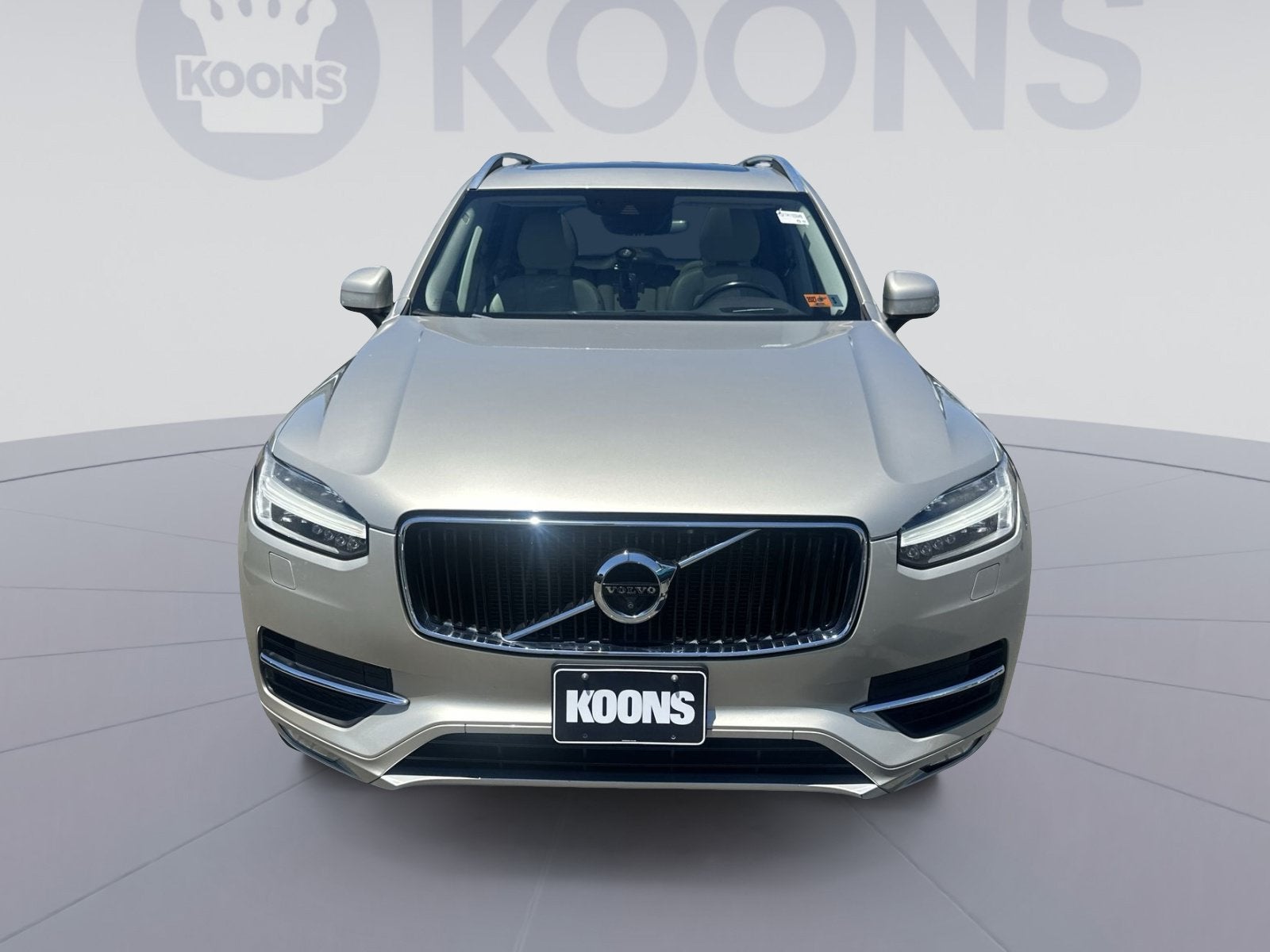 2017 Volvo XC90 T6 Momentum