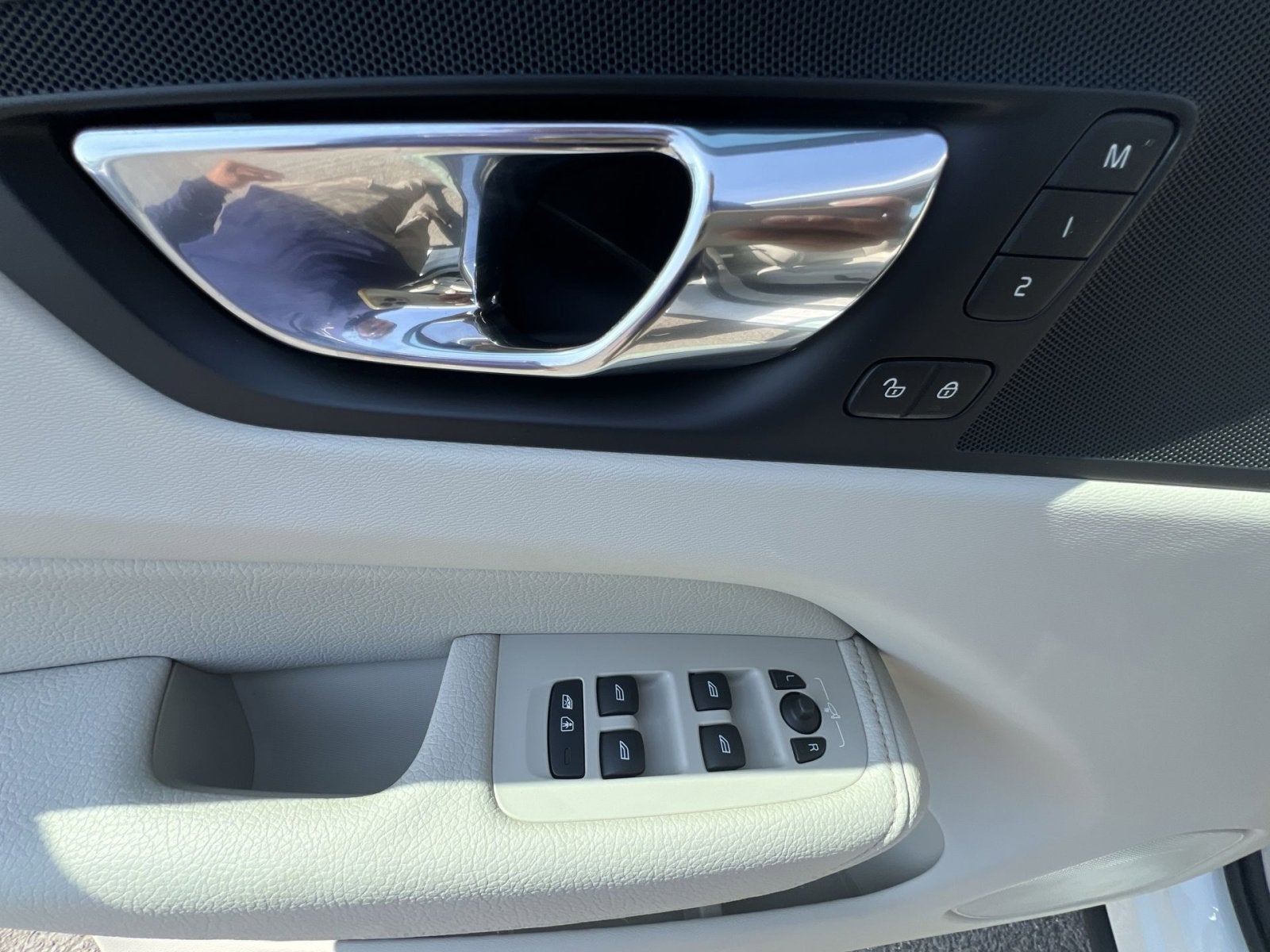 2018 Volvo XC60 T6 Momentum