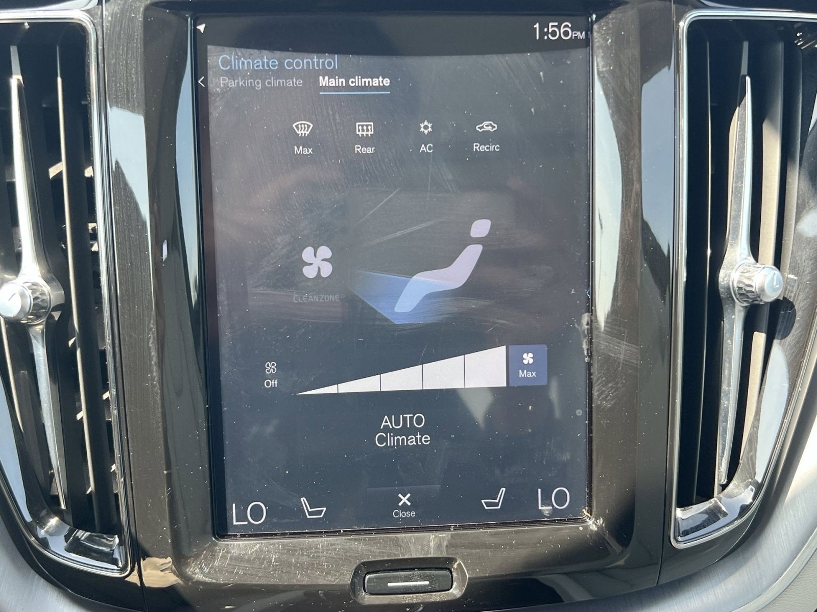 2018 Volvo XC60 T6 Momentum