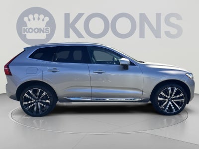 2023 Volvo XC60 B5 Ultimate Bright Theme