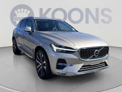 2023 Volvo XC60 B5 Ultimate Bright Theme