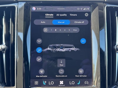 2023 Volvo XC60 B5 Ultimate Bright Theme