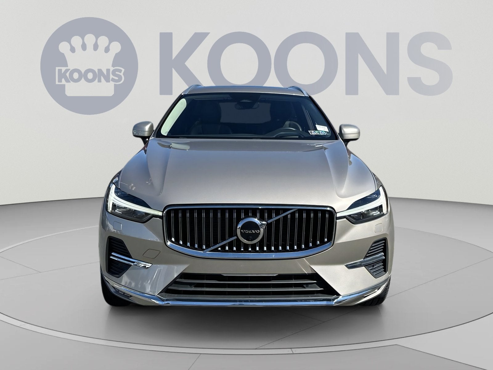 2023 Volvo XC60 B5 Ultimate Bright Theme
