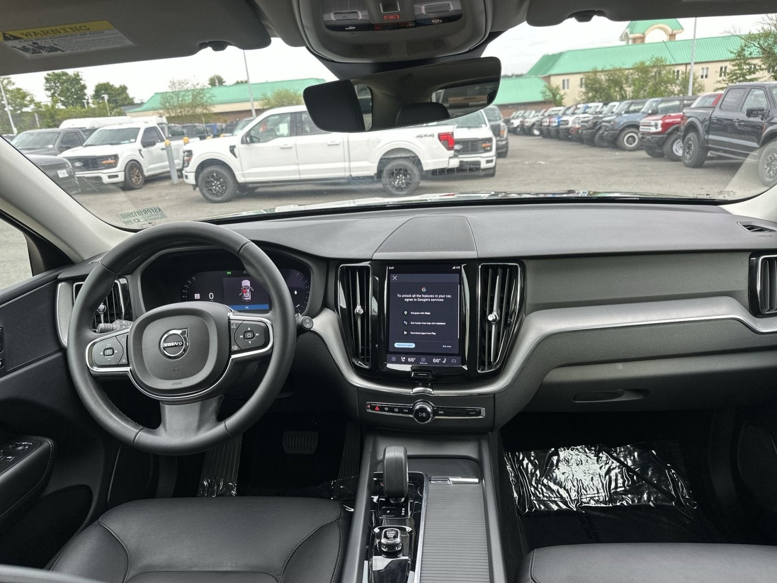 2024 Volvo XC60 B5 Core