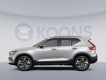 2023 Volvo XC40 B5 Plus Dark Theme