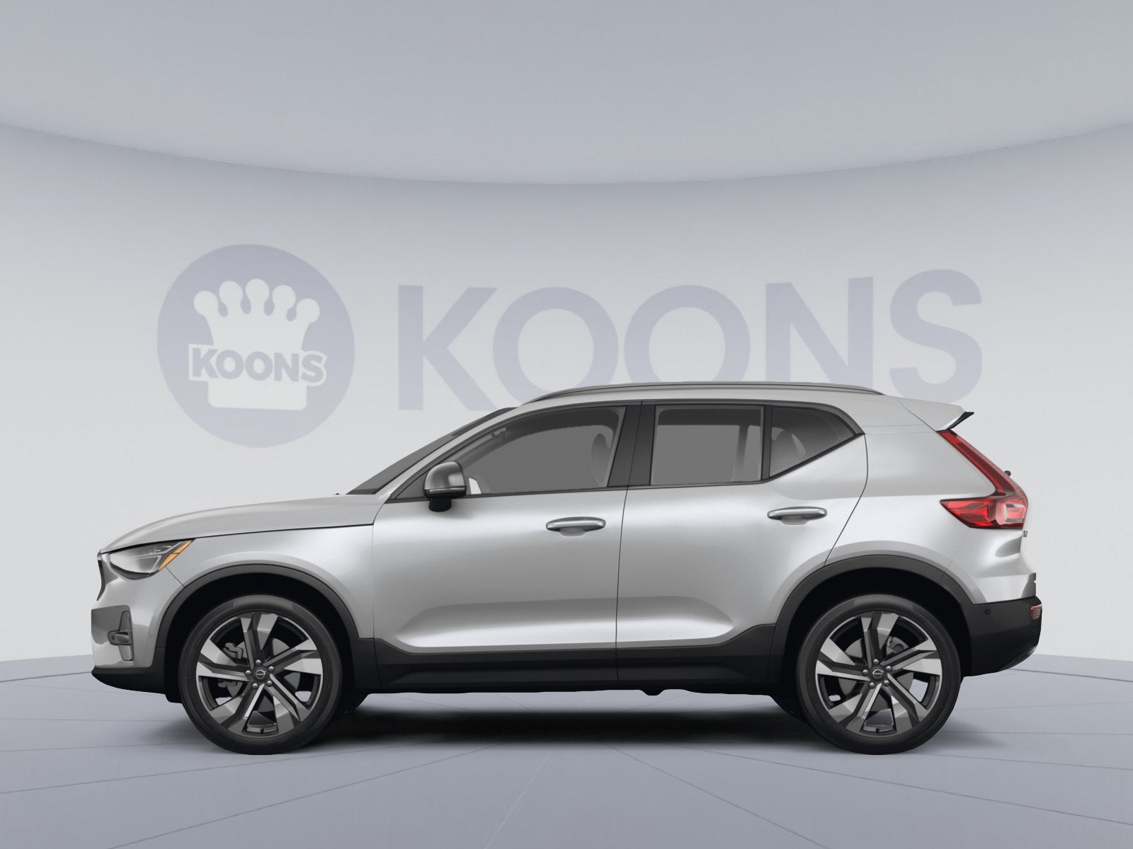 2023 Volvo XC40 B5 Plus Dark Theme