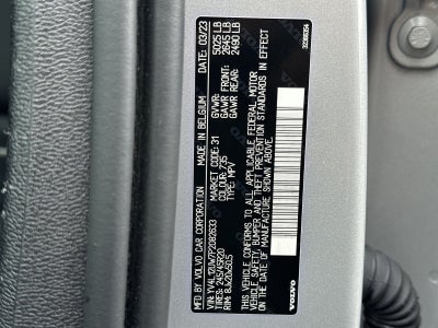 2023 Volvo XC40 B5 Plus Dark Theme
