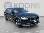 2025 Volvo V60 Cross Country B5 Plus