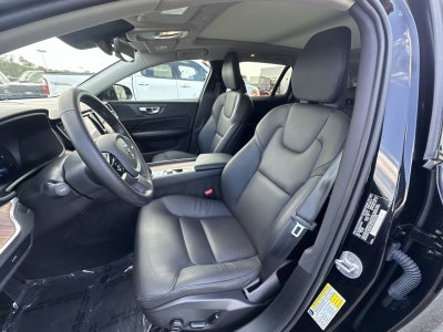 2025 Volvo V60 Cross Country B5 Plus
