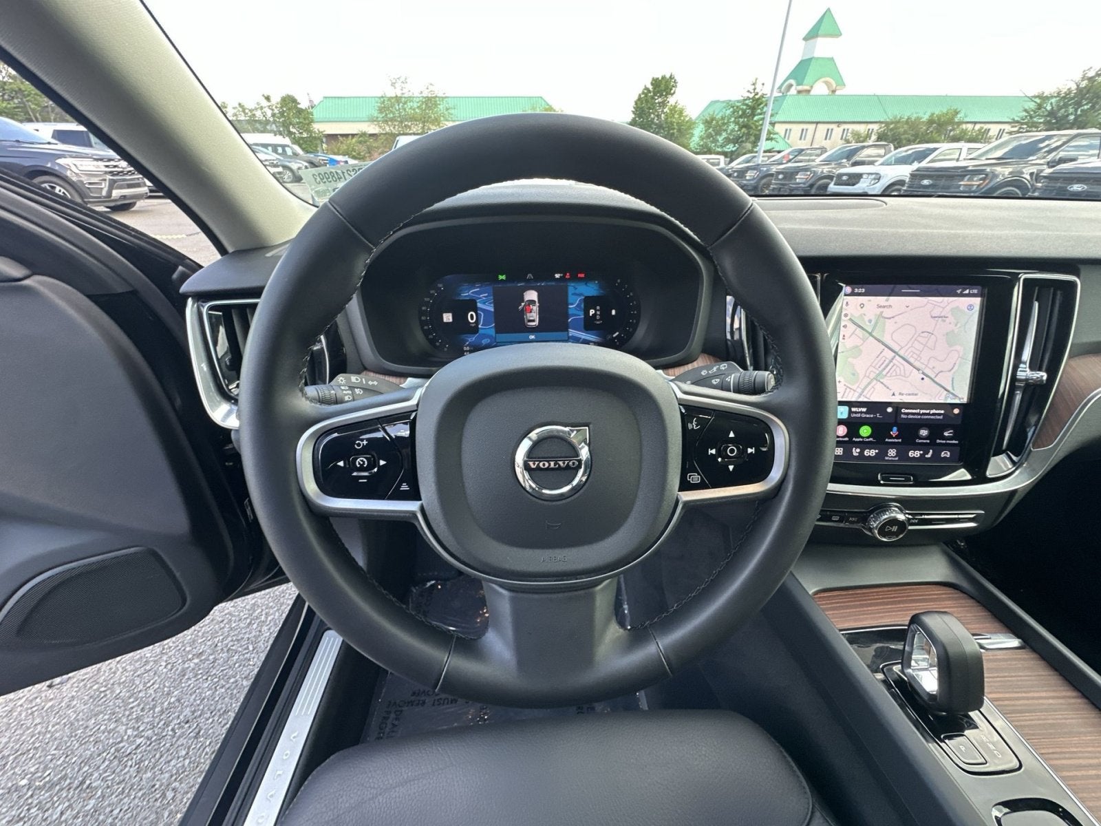 2025 Volvo V60 Cross Country B5 Plus