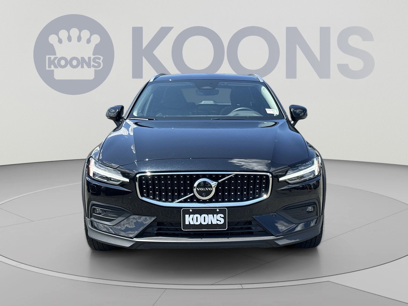 2025 Volvo V60 Cross Country B5 Plus