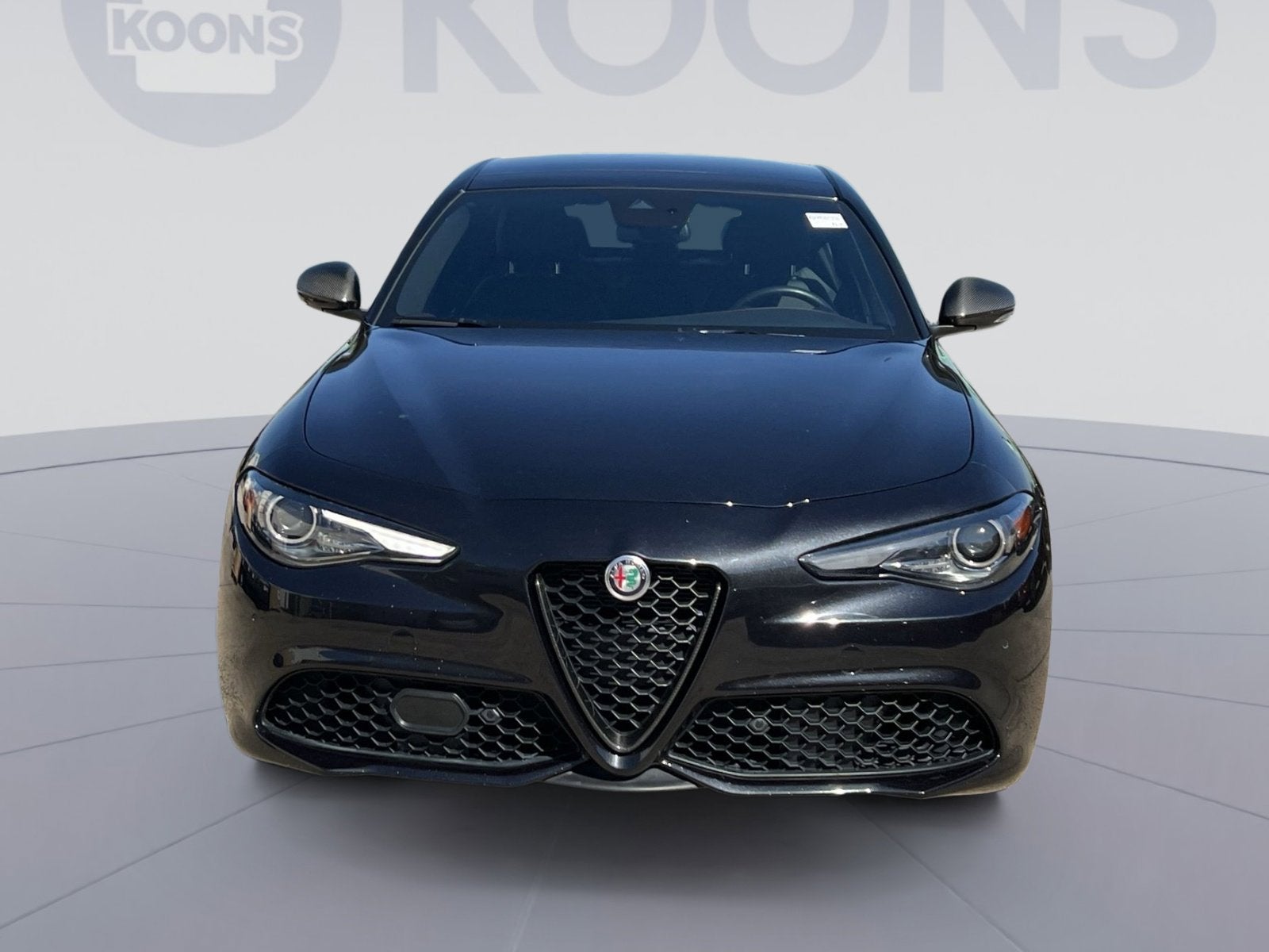2023 Alfa Romeo Giulia Estrema