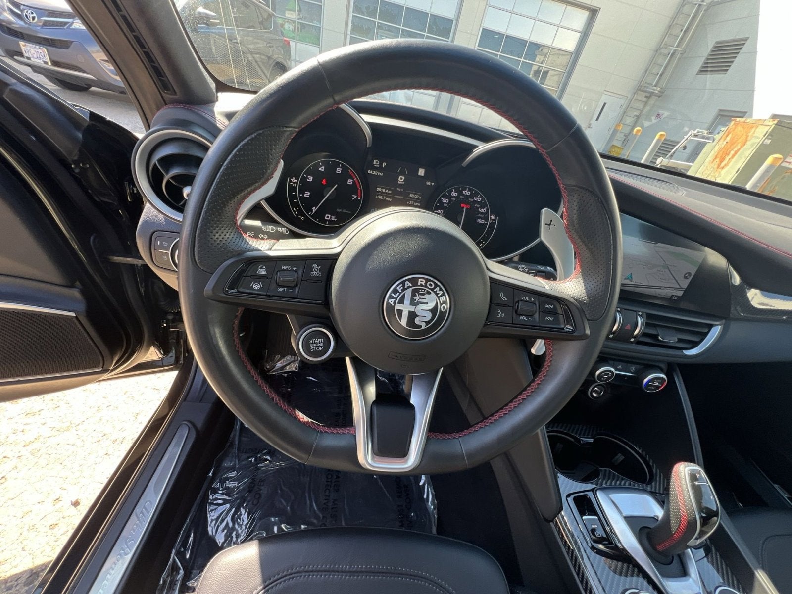 2023 Alfa Romeo Giulia Estrema