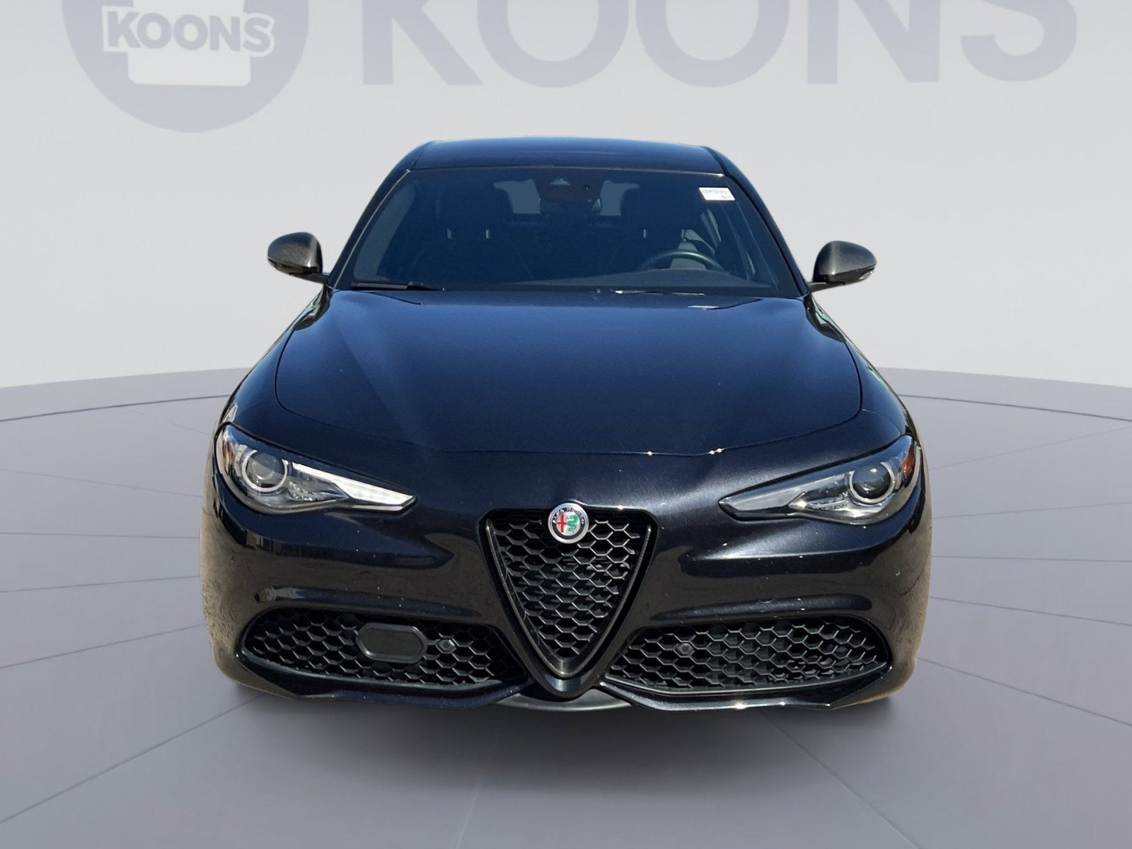 2023 Alfa Romeo Giulia Estrema
