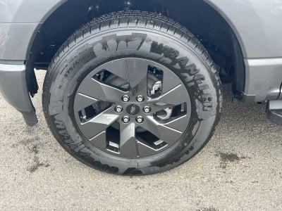 2025 Ford F-150 Lightning Flash™