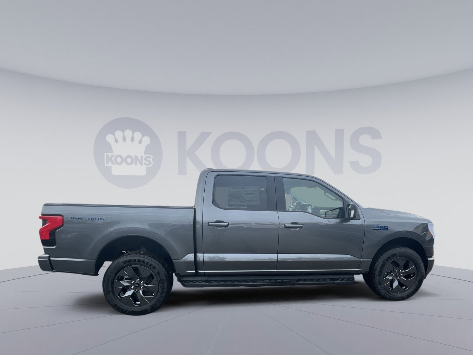 2025 Ford F-150 Lightning Flash™