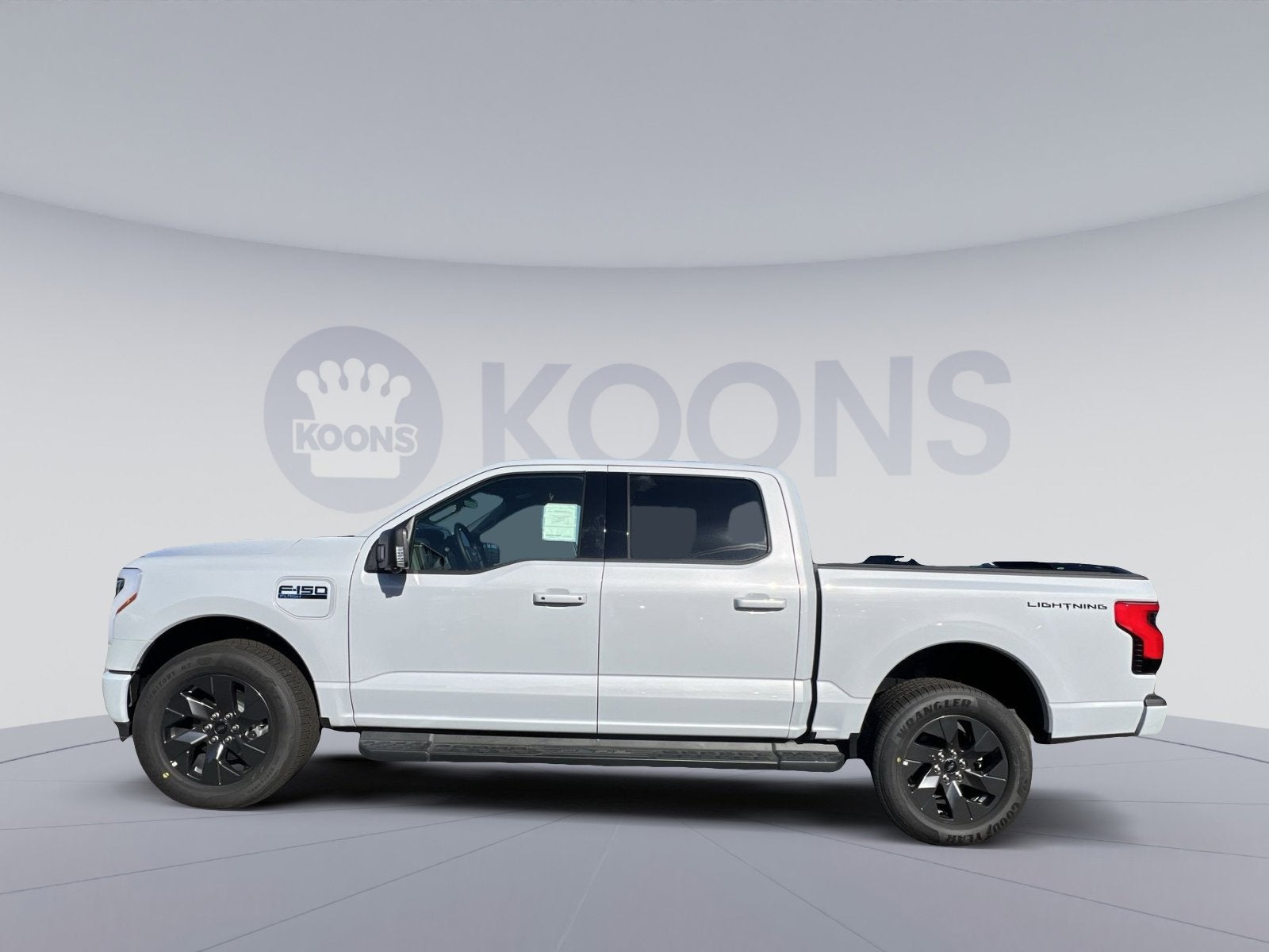 2025 Ford F-150 Lightning Flash™