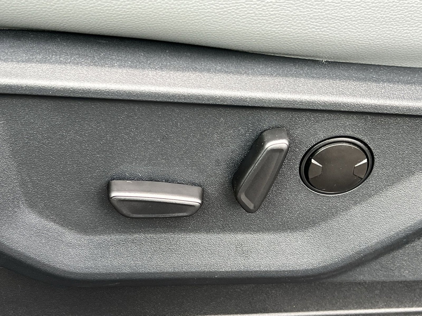 2025 Ford F-150 Lightning Flash™