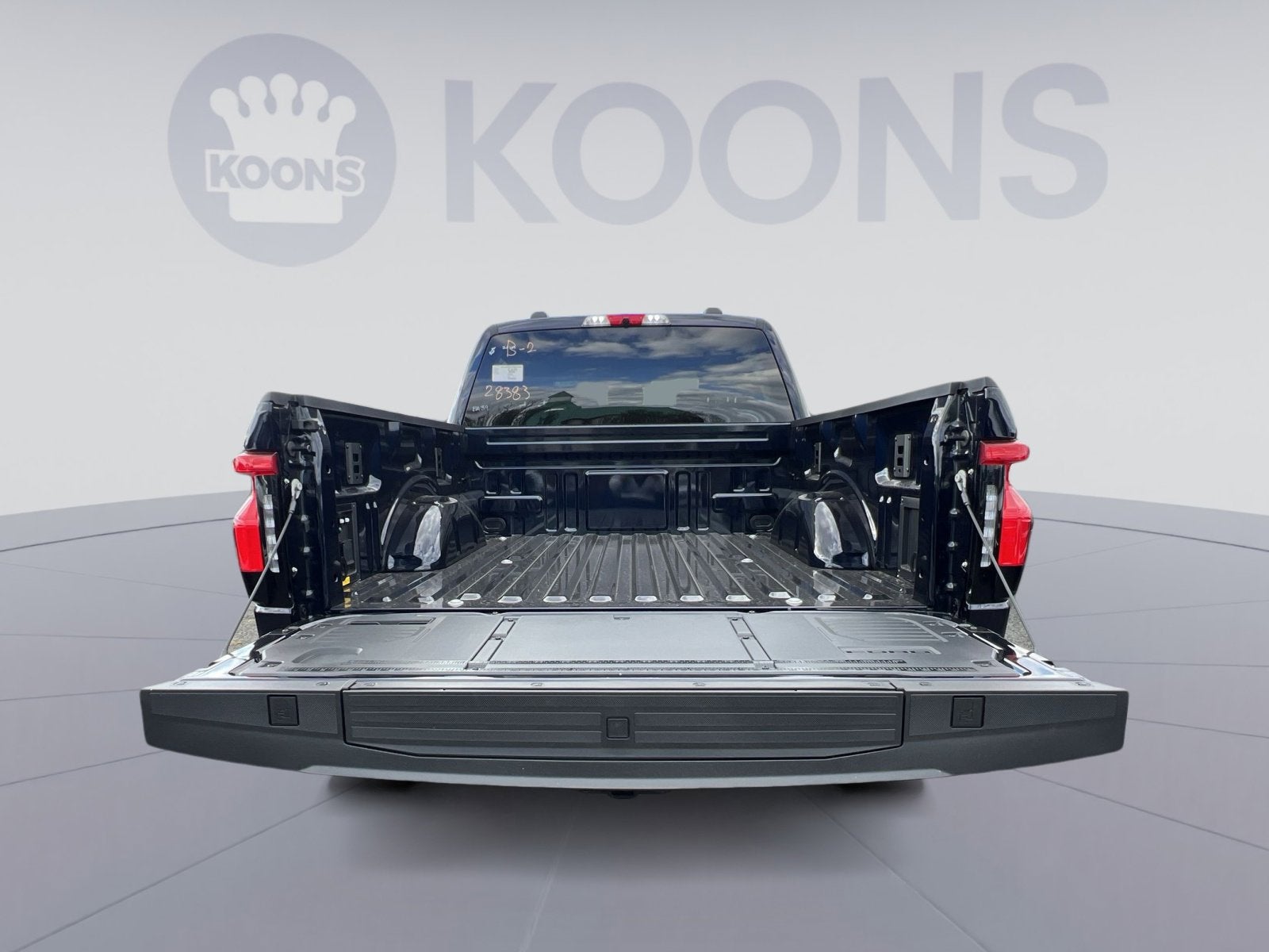 2025 Ford F-150 Lightning Flash™