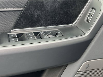 2025 Ford F-150 Lightning Flash™