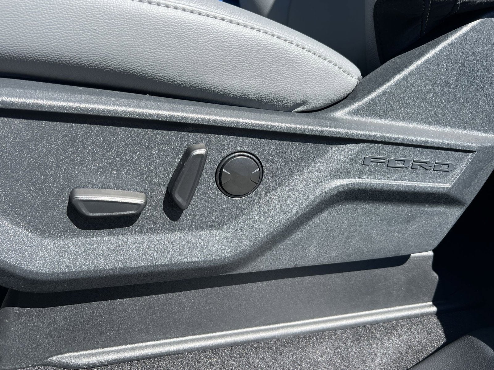 2025 Ford F-150 Lightning Flash™