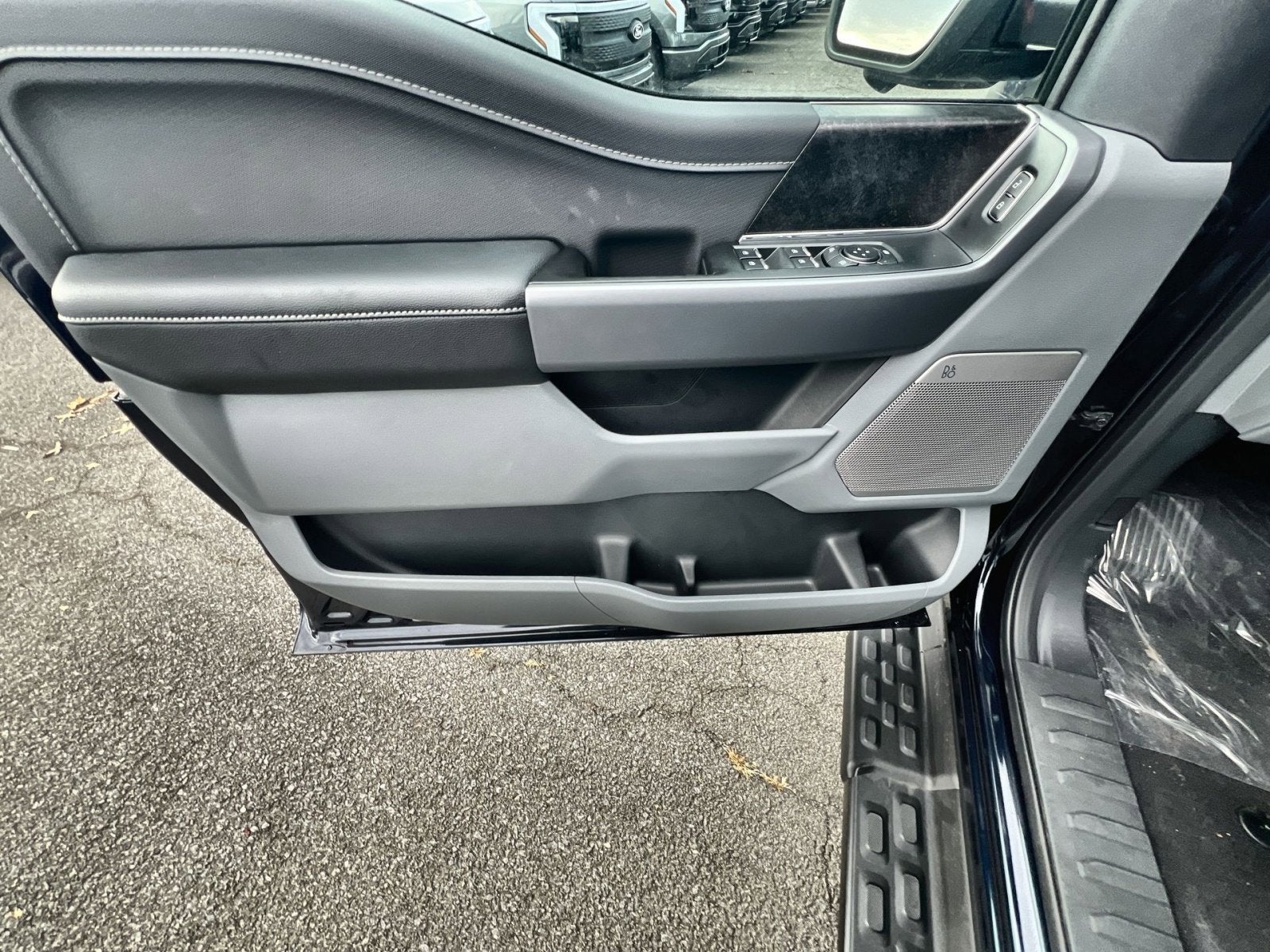 2025 Ford F-150 Lightning Flash™