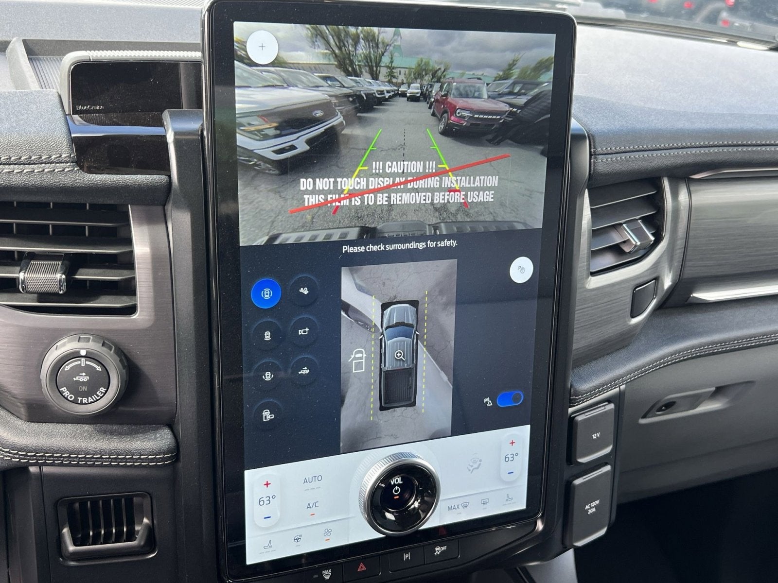 2025 Ford F-150 Lightning Flash™