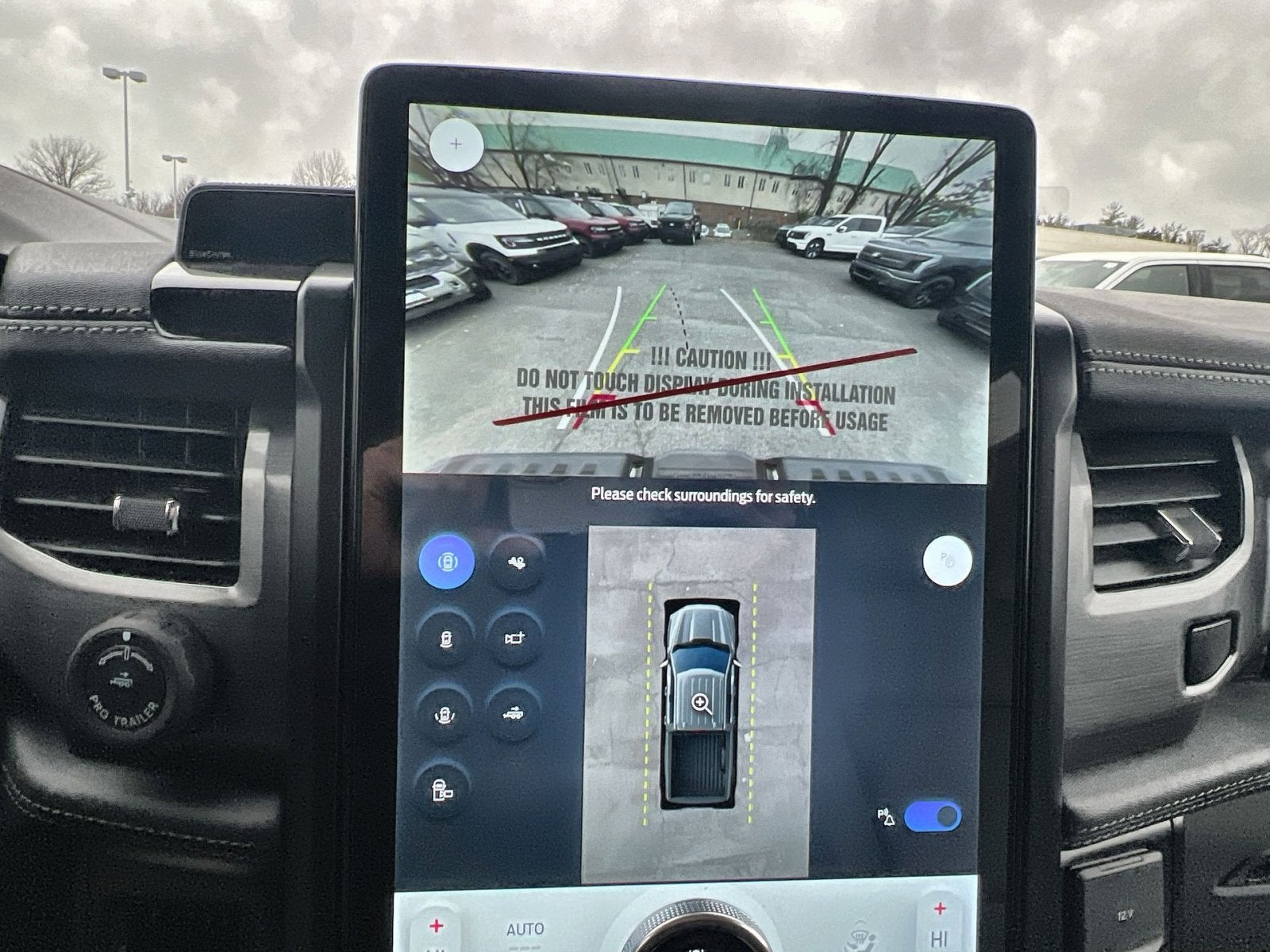 2025 Ford F-150 Lightning Flash™