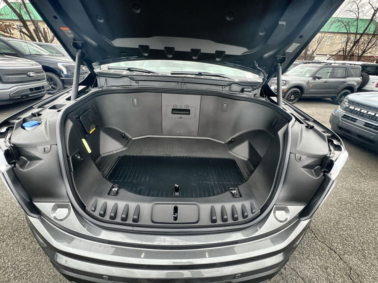 2025 Ford F-150 Lightning Flash™