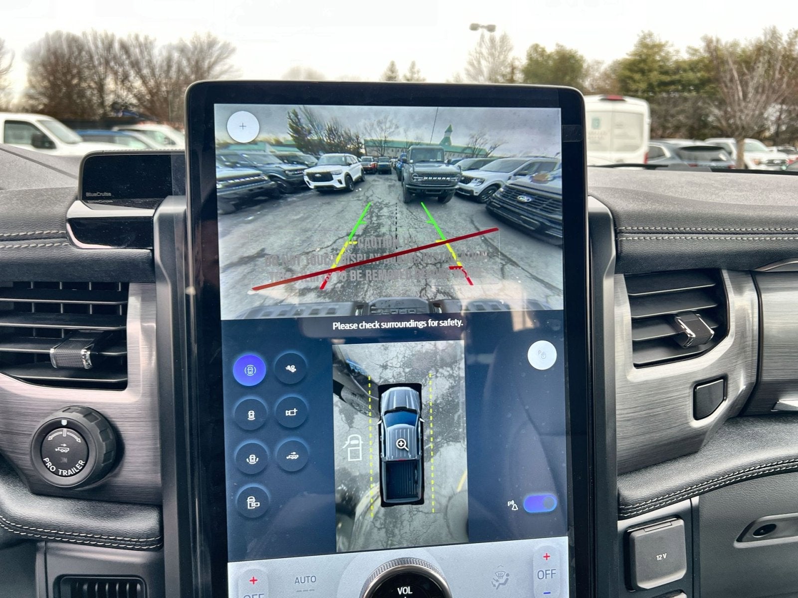 2025 Ford F-150 Lightning Flash™